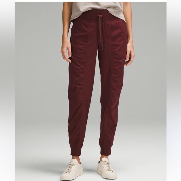 LULULEMON Dance Studio Mid Rise Jogger Pants in Merlot size 8 - Picture 9 of 9